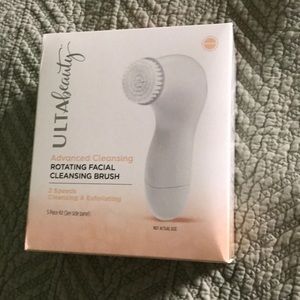 Ulta exfoliating and cleaning brush. 5 piece kit.